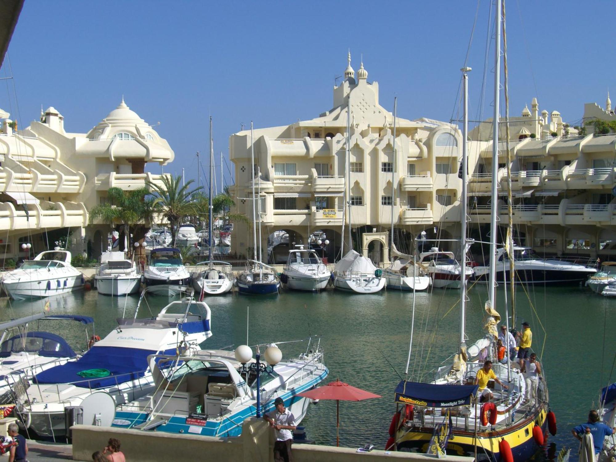 Puerto Marina Palace Benalmádena Dış mekan fotoğraf